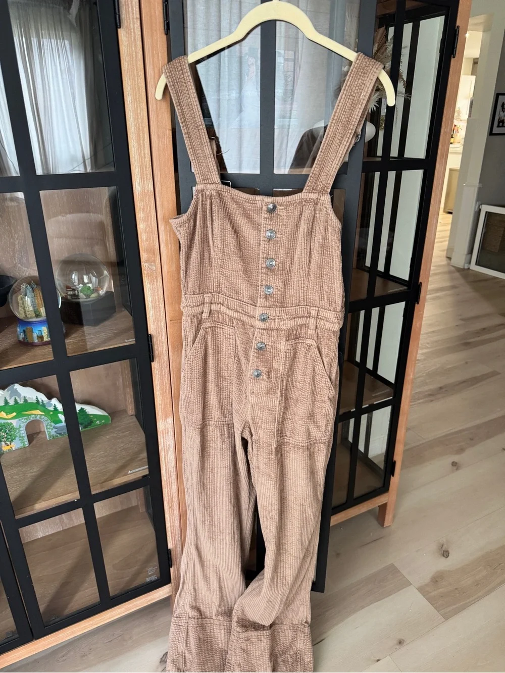 Aerie Corduroy Kick Flare Overalls jumpsuit khaki wide leg cappuccino buttons - Picture 6 of 10